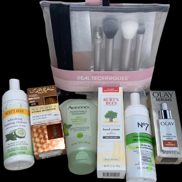 Real Techniques Other - Skin care brand new bundle